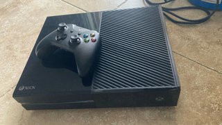Xbox One 500GB + Mando