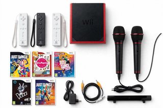 Nintendo Wii mini Rossa con Controller e Giochi