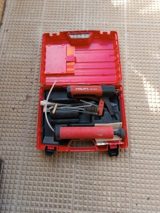 Maletín Hilti MD 2000 con accesorios