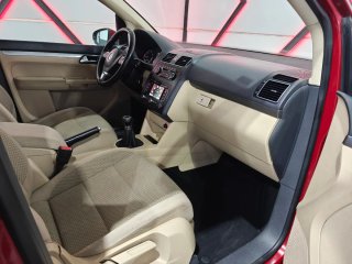 Volkswagen Touran 2011