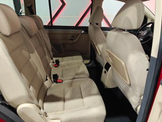 Volkswagen Touran 2011