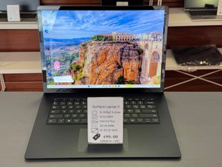 Surface Laptop 15" con GARANTIA