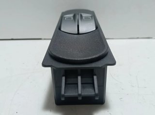 ELEVALUNAS DELANTERO IZQUIERDO A9065451013