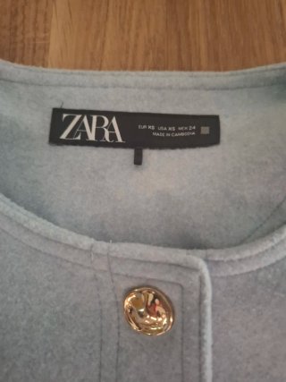 Chaqueta Zara Celeste Botones Dorados Joya