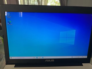 Ordenador ASUS BLANCO