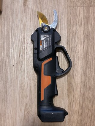 Forbici da potatura WORX Nitro WG330E 20V