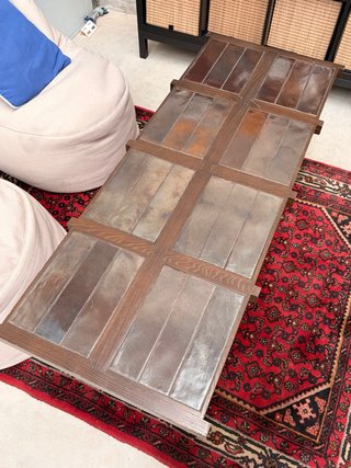 Mesa de madera alargada