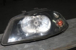 Faro izquierdo SEAT Ibiza / Córdoba 6L Valeo fondo