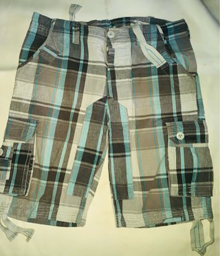 Bermudas cargo a cuadros