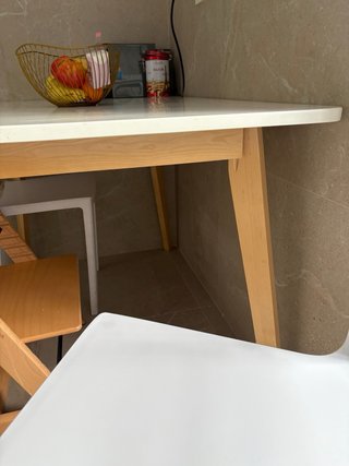 Conjunto mesa y 2 sillas