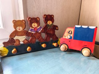 Pack 2 Percheros infantiles a pared.