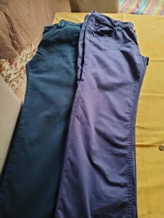 Set di 2 pantaloni blu e blu violaceo