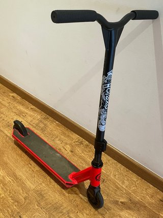 Patinete rojo buen estado