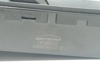 MANDO ELEVALUNAS DELANTERO IZQUIERDO A9065451213