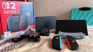Nintendo Switch + Caja + Accesorios + Mario Kart