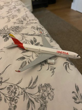 Maqueta Avión Airbus A350 Iberia