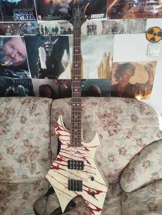Bajo Eléctrico BC Rich Blanco con Diseño
