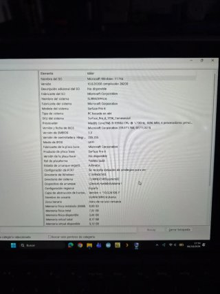 Microsoft Surface Pro 6 - i5 - 8GB Ram - 256 SSD