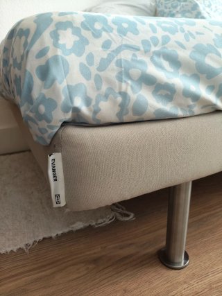 Cama IKEA EVANGER