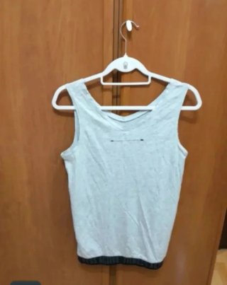 Camiseta de tirantes gris, talla M