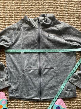 Sudadera Nike Gris con Capucha