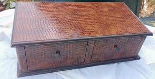 Antiguo Joyero con Cajones