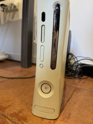 Xbox 360 Blanco + 20 Juegos