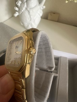 Reloj Lotus Dorado