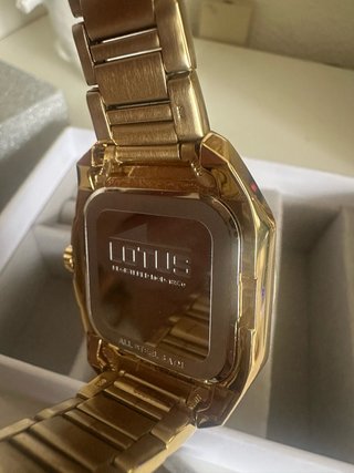 Reloj Lotus Dorado