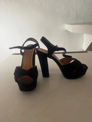 Sandalias de Tacón Negras
