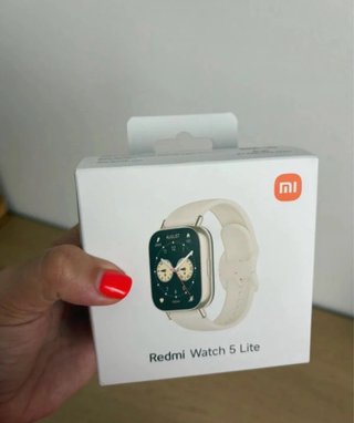 Xiaomi Redmi Watch 5 Lite Beige/Plata. Sin uso