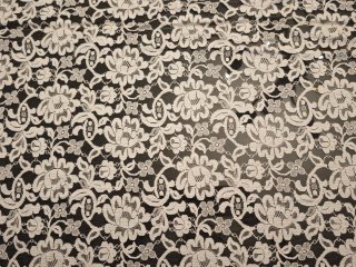 Mantilla Fallera Encaje Blanco