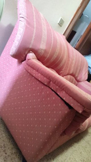 Sofá Cama de Tela Rosa