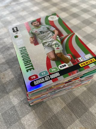 Lote de 74 Cartas Panini Adrenalyn Mundial 2026