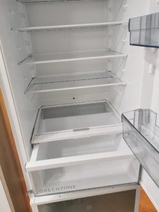 Cajones y baldas de nevera Combi Integrable AEG