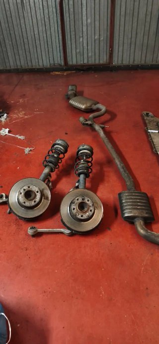 Suspensiones y escape BMW E92 320d