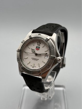 TAG Heuer Professional 2000 Quartz