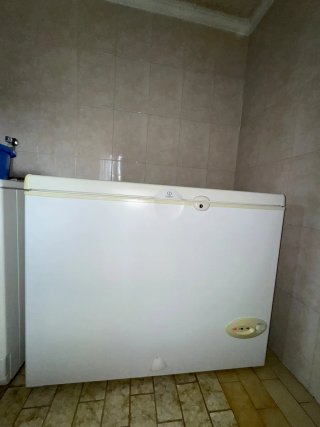 Congelador Arcón Indesit Blanco