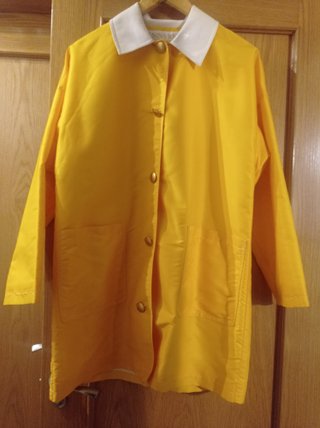 Gabardina Amarilla Nina Ricci