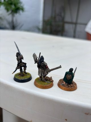 Figuras Warhammer: Aragorn, Lurtz, Frodo