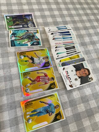 Lote 27 Cromos Panini Liga Hypermotion 2025/2026