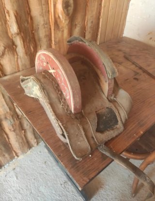 Silla de montar antigua