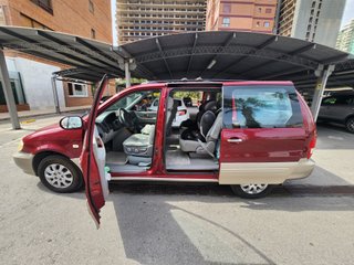 KIA Carnival 2004