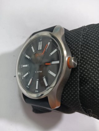 Reloj Hugo Boss Negro y Plateado