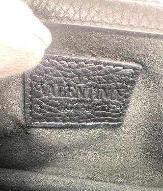 Wallet on Chain Valentino Garavani