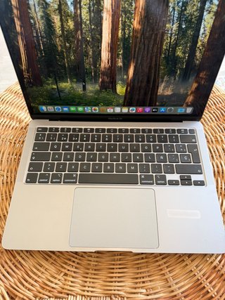 MACBOOK AIR 2020