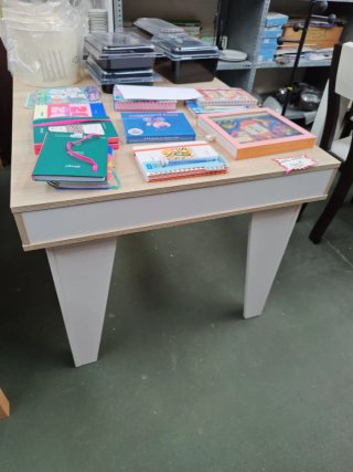 Mesa Escritorio Moderna Madera y Blanco