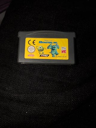 Juego Monsters, Inc. para Game Boy Advance
