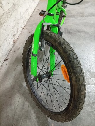 Bicicleta infantil 20 pulgadas Atractor verde