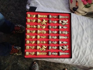 Scacchi di Metallo Mori e Cristiani